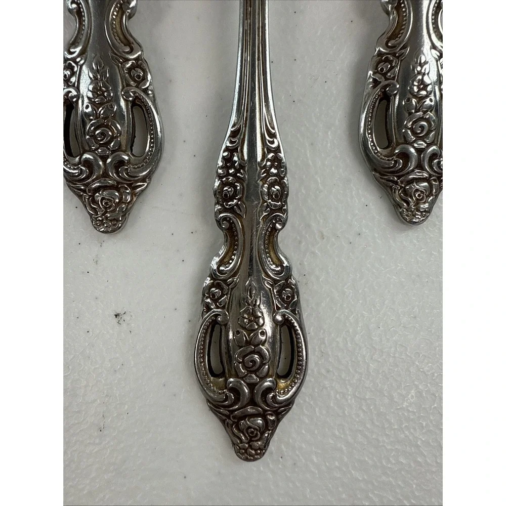 Oneida Pembrooke Renoir Set of 4 Soup 1 Dessert Spoons Stainless Flatware‎ Heir